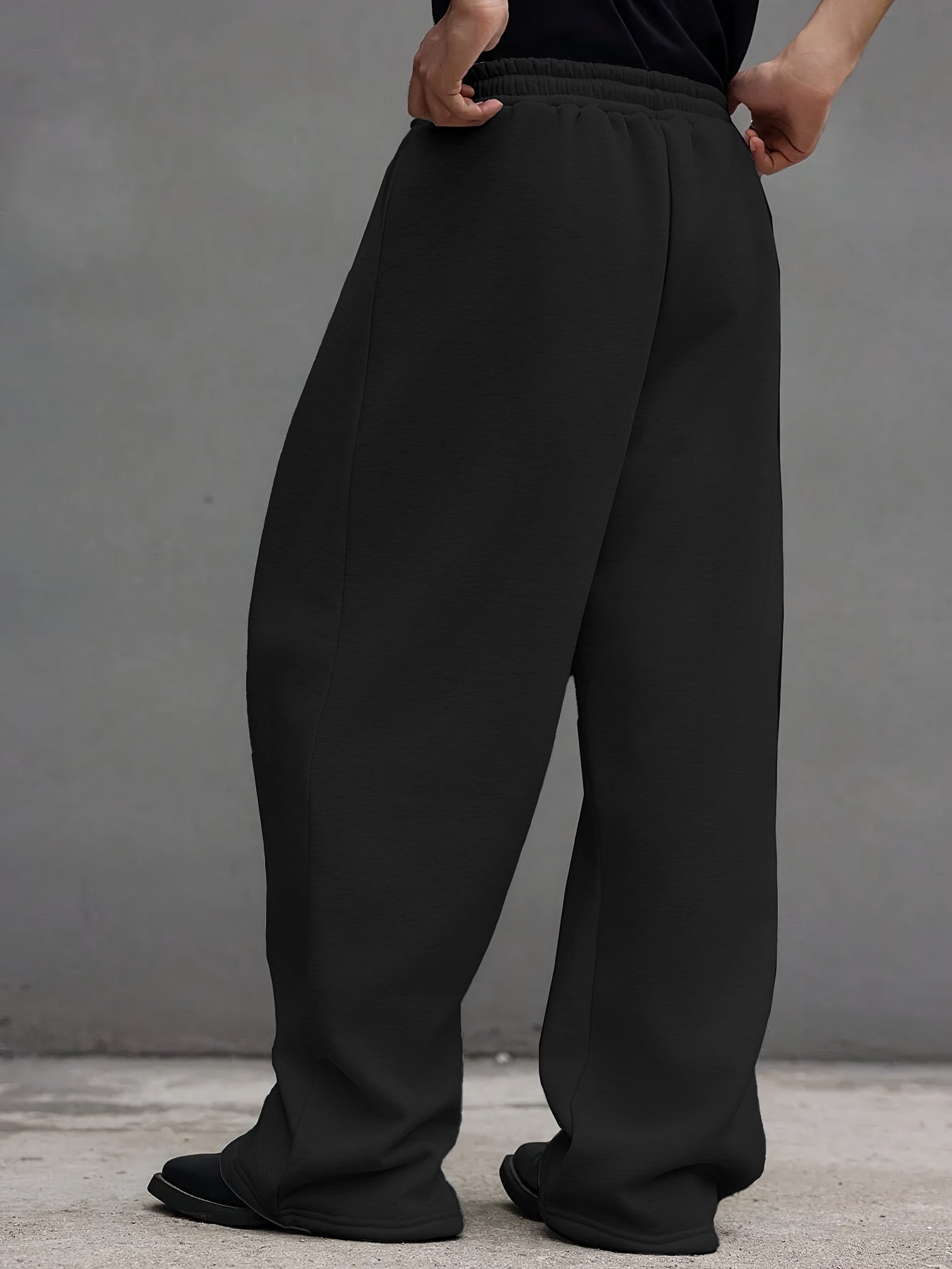 AlphaLite™ Men’s Joggers