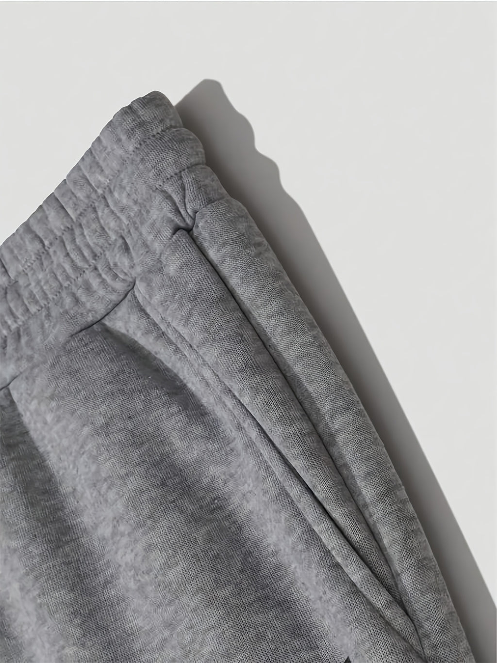 AlphaLite™ Men’s Beige Joggers