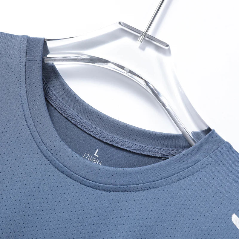 AlphaDry™ Men's Quick-Dry Running Shirt – Breathable Outdoor Sports Tee