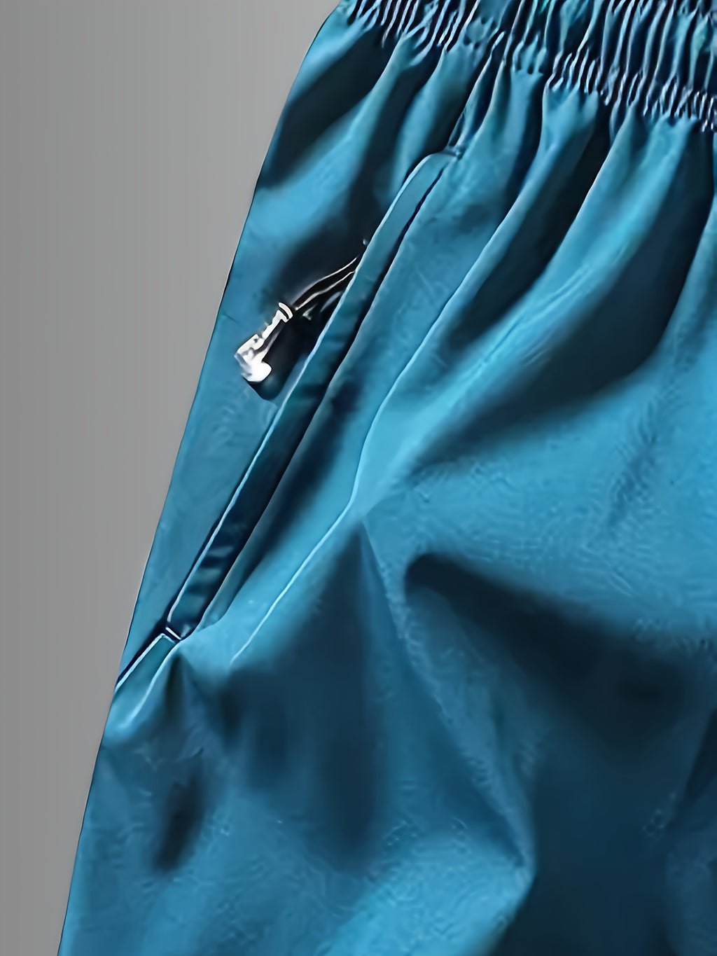 AlphaMotion™ Men’s Quick-Dry Training Shorts